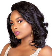 Load image into Gallery viewer, Wavy 12&quot; Lace Front Wig Emilia
