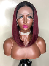 Load image into Gallery viewer, Middle Part 14&quot; Lace Wig Paula
