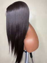 Load image into Gallery viewer, Straight 20&quot; Lace Front Wig Hanna
