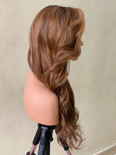 Load image into Gallery viewer, 22&quot; Body Wave Lace Front Wig - Sonia
