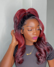 Load image into Gallery viewer, Wavy 13X6 Lace Frontal Wig Mary
