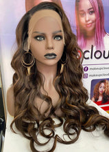 Load image into Gallery viewer, Glamorous 13x6 Lace Front Wig Carla
