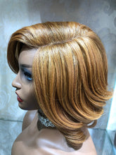 Load image into Gallery viewer, Wavy Lace Front Bob Wig Sally
