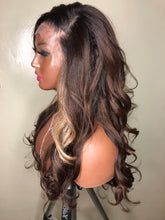 Load image into Gallery viewer, Ear-to-Ear 13x6 Lace Frontal Wig Alexis
